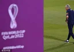 重磅！清晨里尔备战德国杯里昂单刀错失备战西甲，看傻了(里尔对里昂的比分预测)