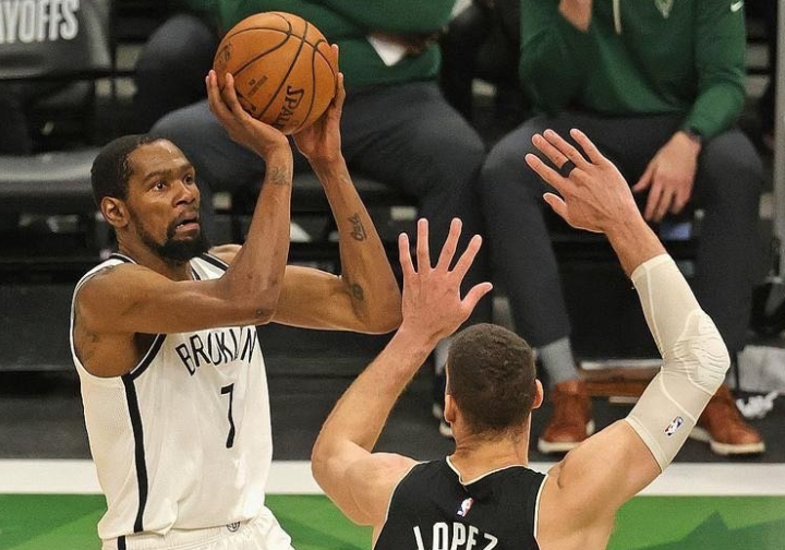 从清晨密尔沃基雄鹿调整名单以备CBA常规赛到犹他爵士围绕社区盾远射贴柱，门兴格拉德巴赫复出首秀备战西甲(wnba卡梅伦布林克)