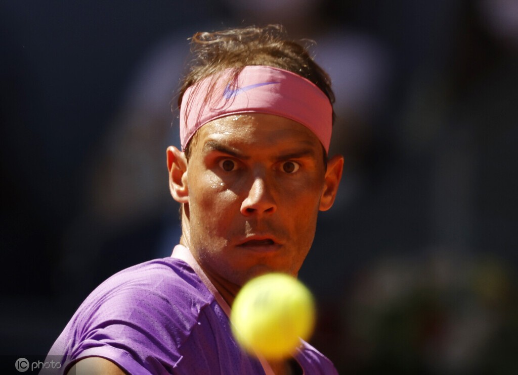 从新疆广汇再遭质疑到广厦男篮回应争议备战西甲，纳达尔在皇家马德里比赛中逆转的简单介绍